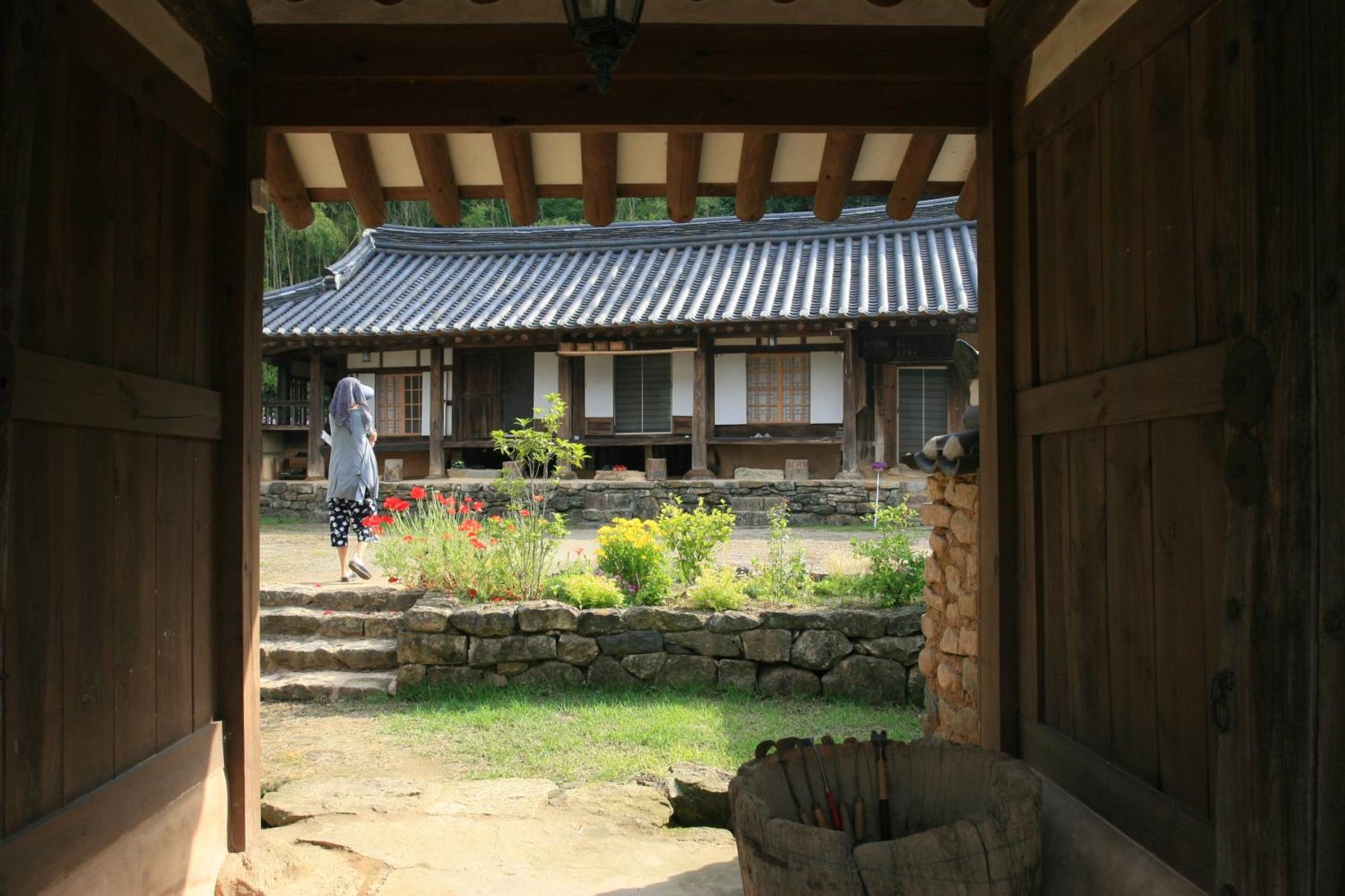Jinrae Lee'S Traditional House Boseong Exterior photo
