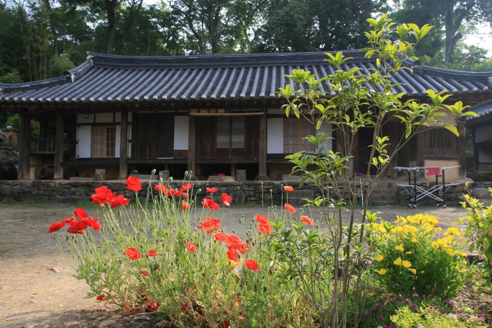 Jinrae Lee'S Traditional House Boseong Exterior photo