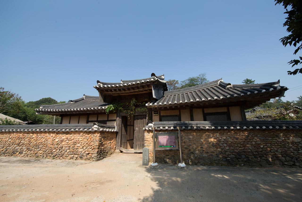 Jinrae Lee'S Traditional House Boseong Exterior photo